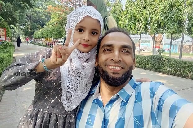 বাবা-মেয়েকে বাড়ির আঙিনায় দাফন, মৃত্যুর খবর জানানো হয়নি আহত স্ত্রী–ছেলেকে